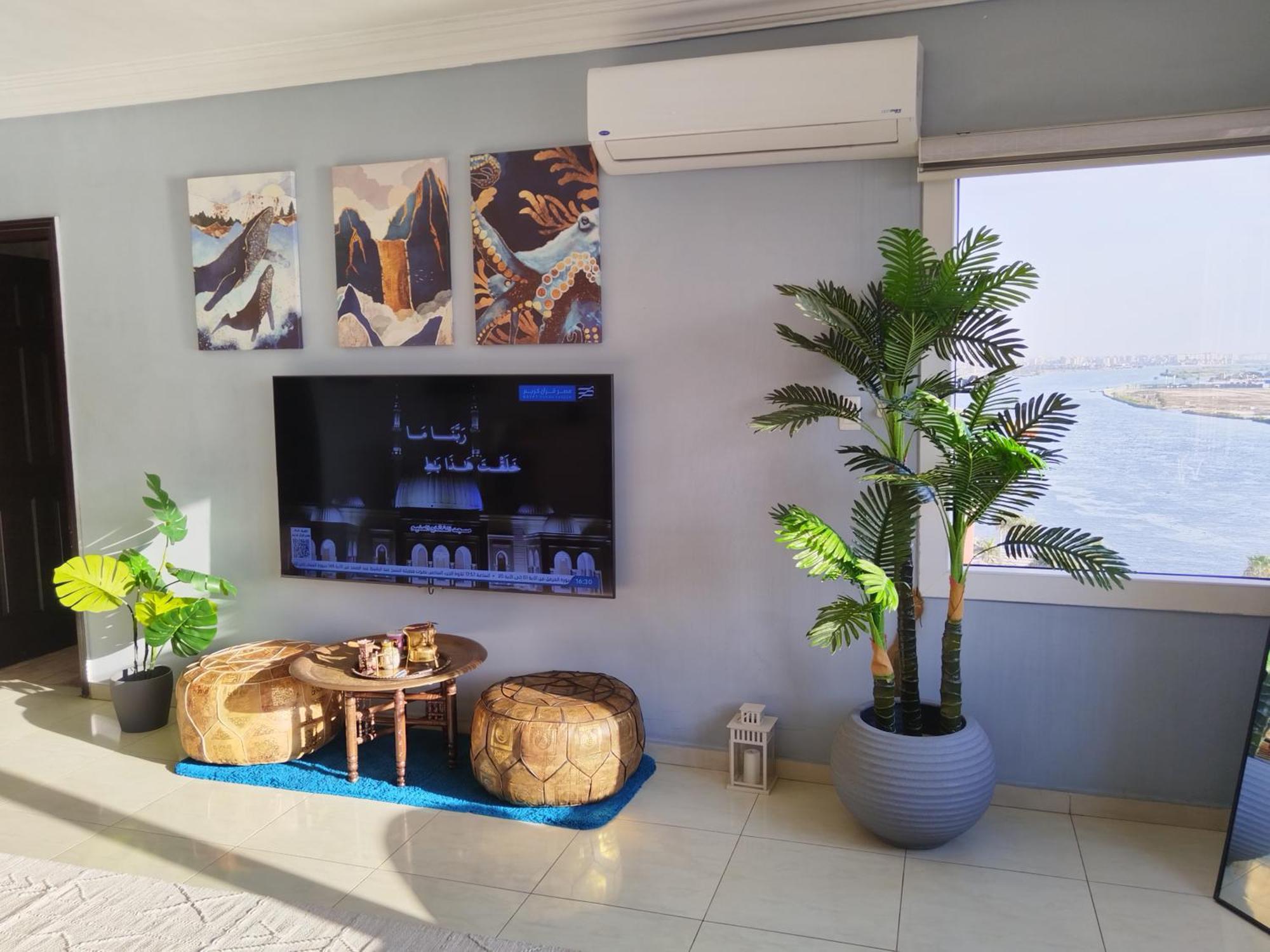 Nile Pyramidal View Apartment Cairo Exterior photo